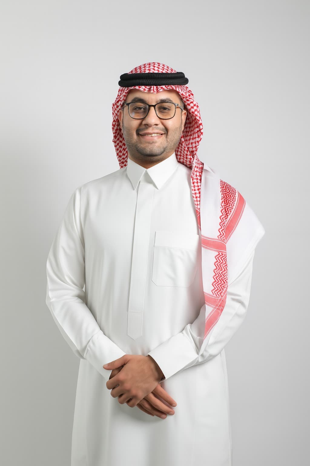 عمر - مستشار مالي